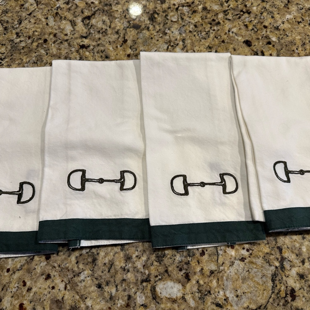 Pomegranate Horse Bit Napkins - Picture 4 of 4
